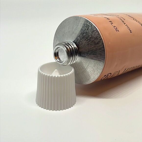 $10🌟 We Are Paradoxx Moisture Conditioner - Picture 3 of 3